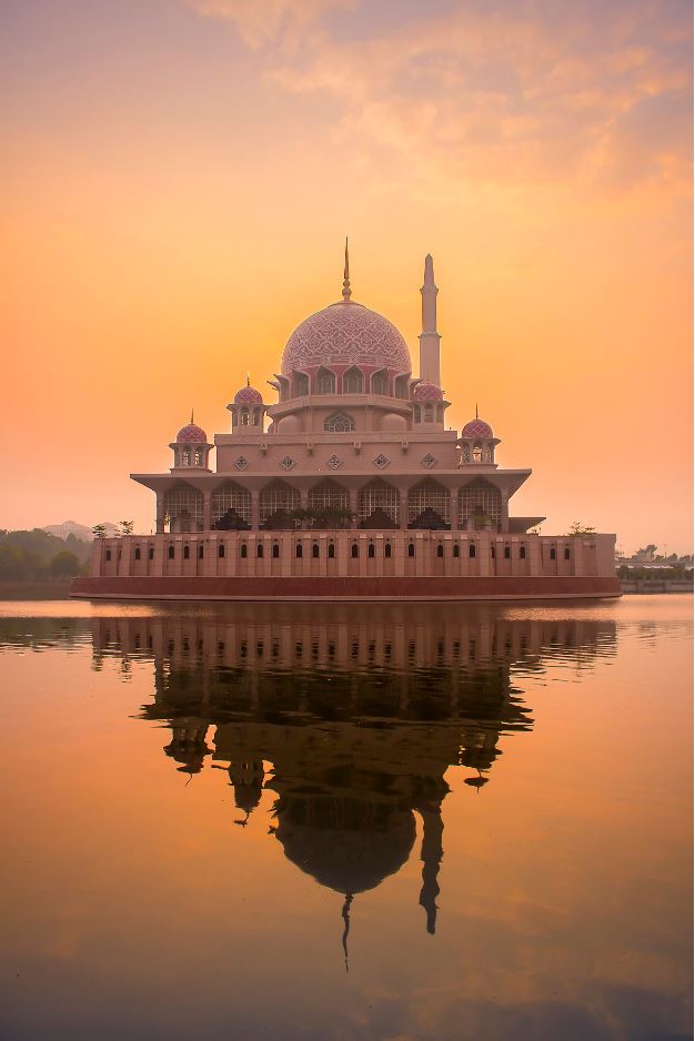 Putra mosque during sunrise at Putrajaya