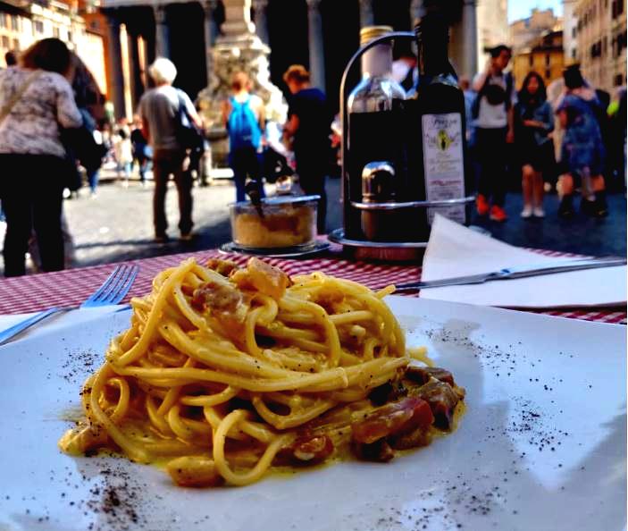 Cacio e pepe in Rome, Italy