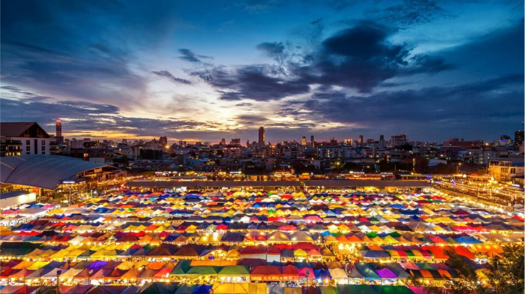 Rathchada night market Bangkok tourist attractions