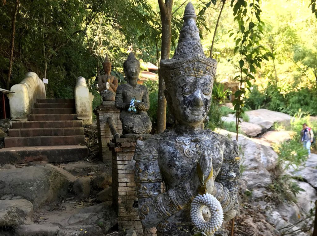 Wat Pha Lat entrance through Monk's trail