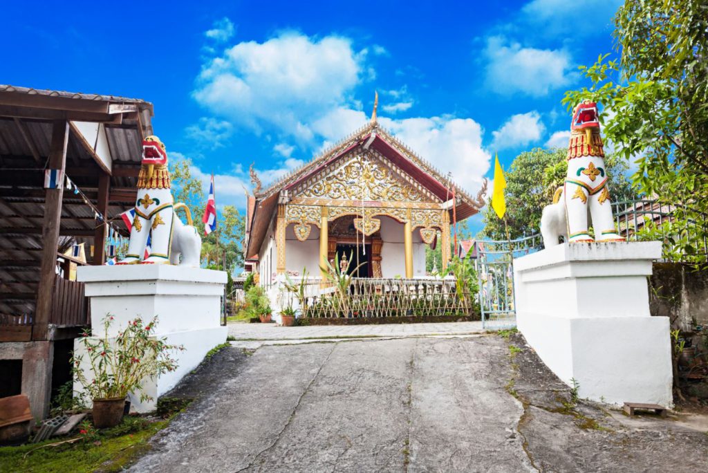 Shrine Building around Wat Pra That Mae Yen, Pai