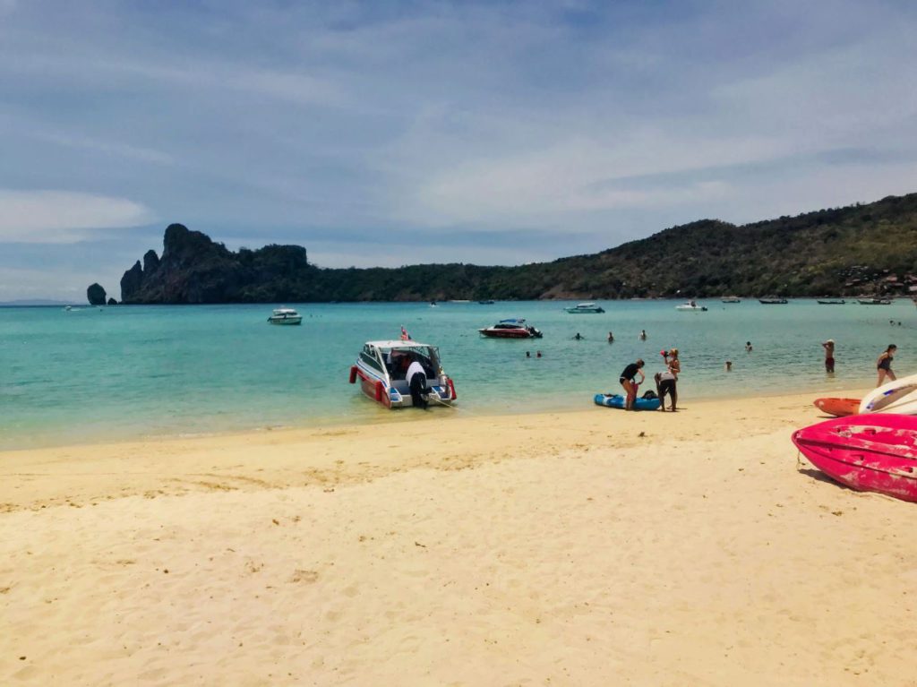 Tonsai Beach