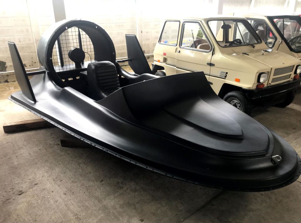 A personal hovercraft, Jesada Technik Museum