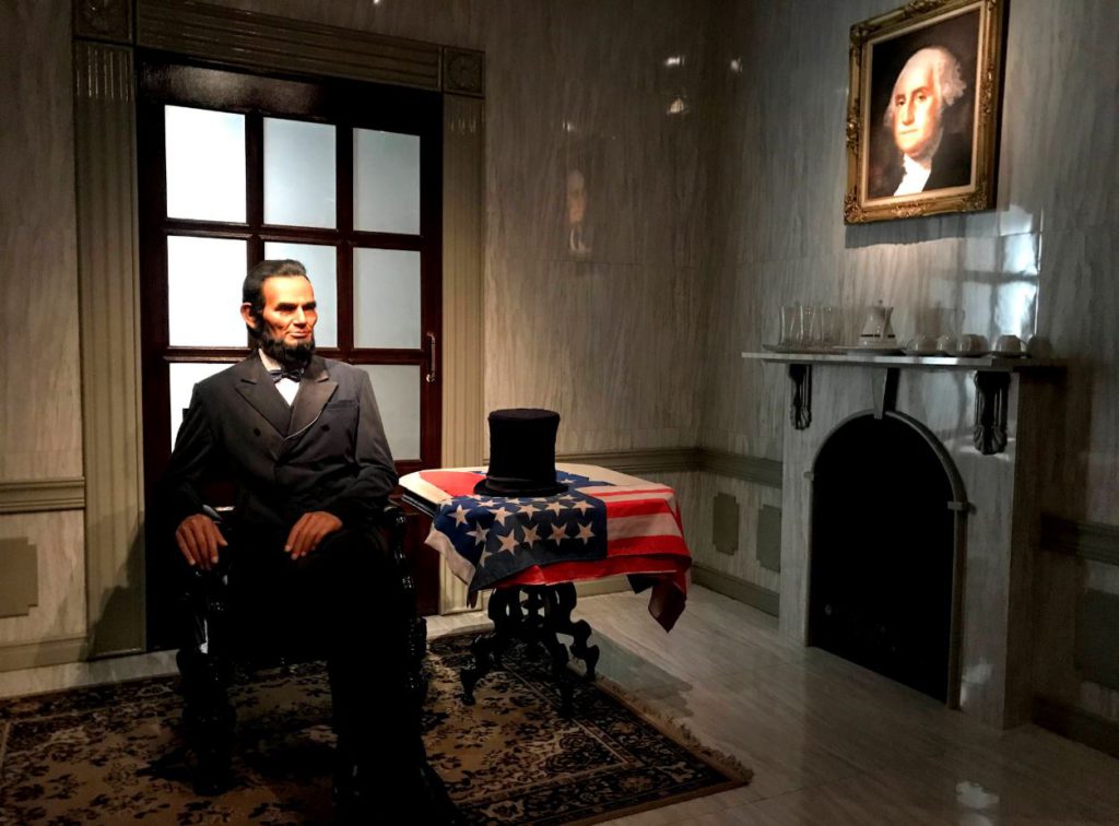 Sculpture of Abraham Lincoln, Thai Human Imagery Museum