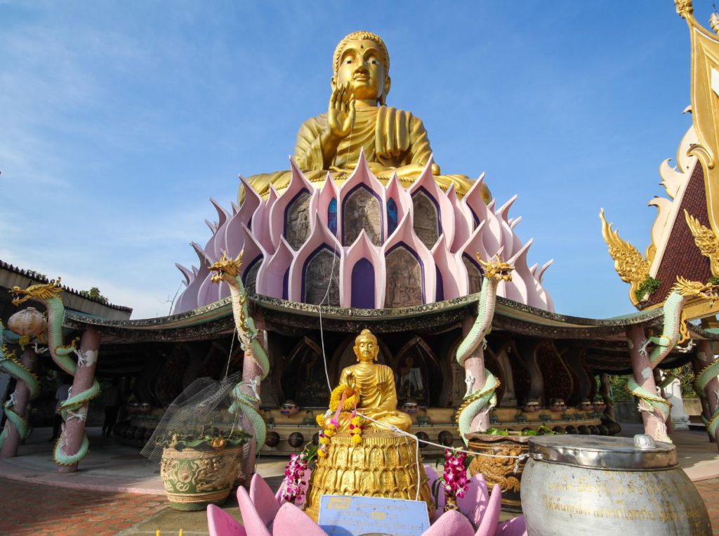 Meditation Area inside Wat Samphran