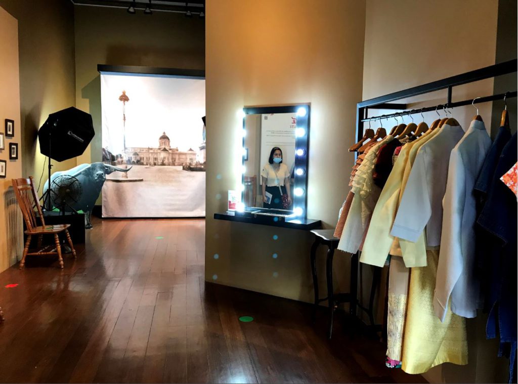 Studio to try on attires from Thailand, Museum Siam