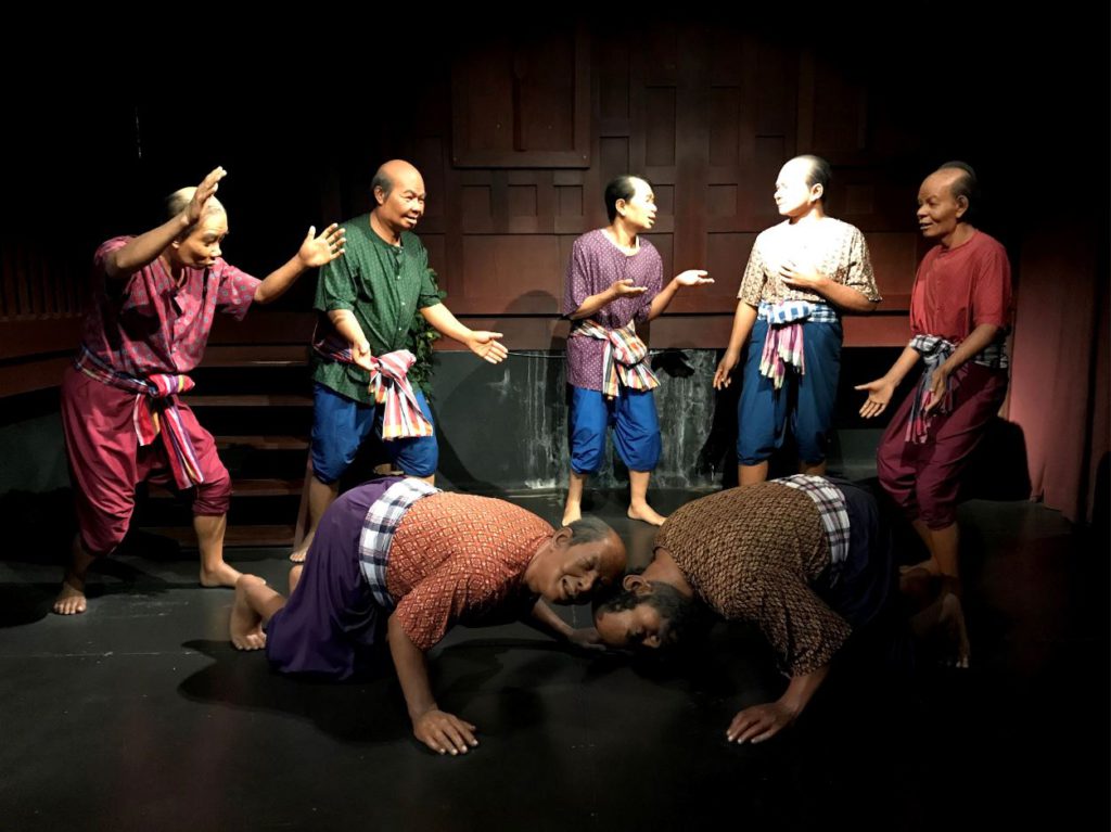 Thai people playing games Thai Human Imagery Museum