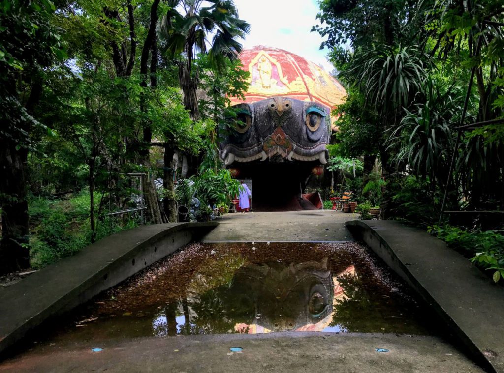 Tortoise building with a shrine in the basement