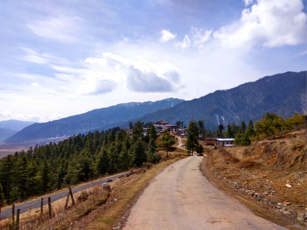 Walking around the valley, Phobjikha