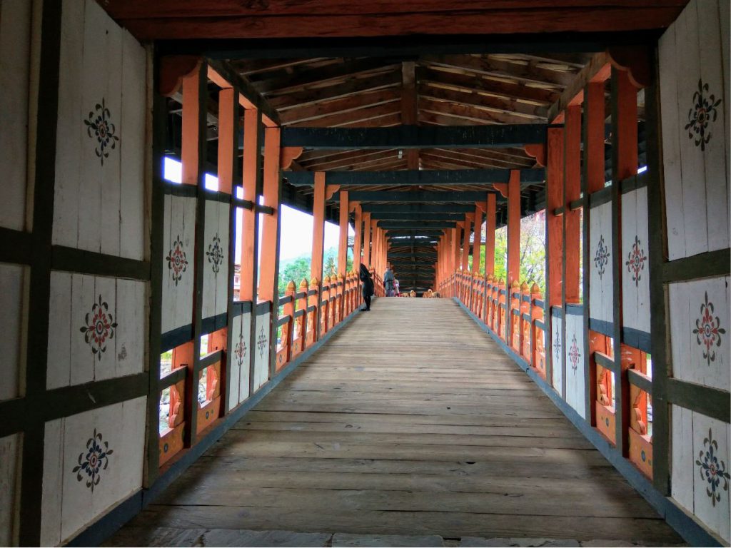 Wooden bridge to Punakha Dzong_2