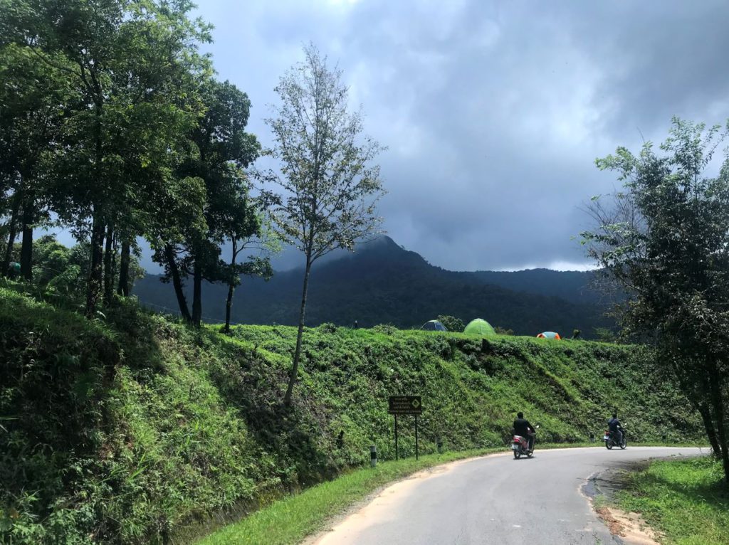 People camping with a view in Doi Phu Kha National Park