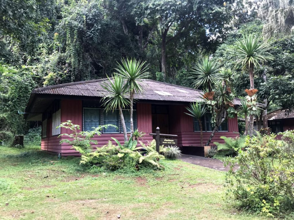 Accommodation inside the Tham Lod caves premise