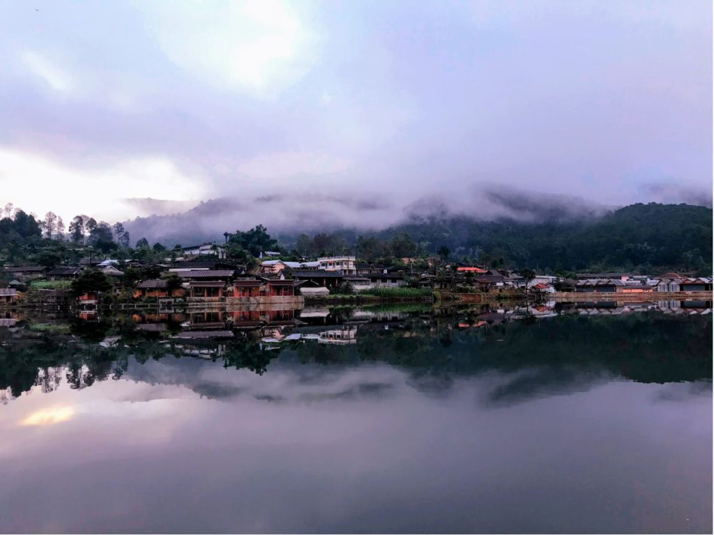 Ban Rak Thai Lake early morning