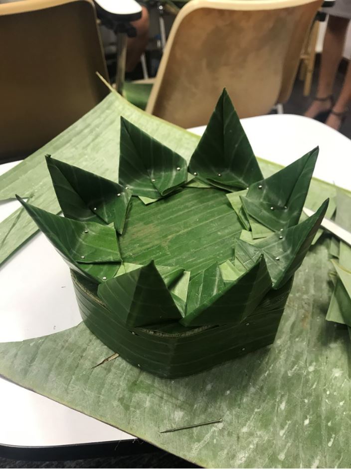 Krathong container is ready, How to make a Krathong