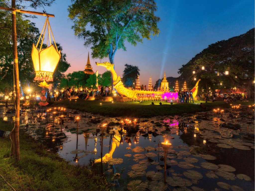 Loi Krathong celebrations in Sukhothai Historical Park