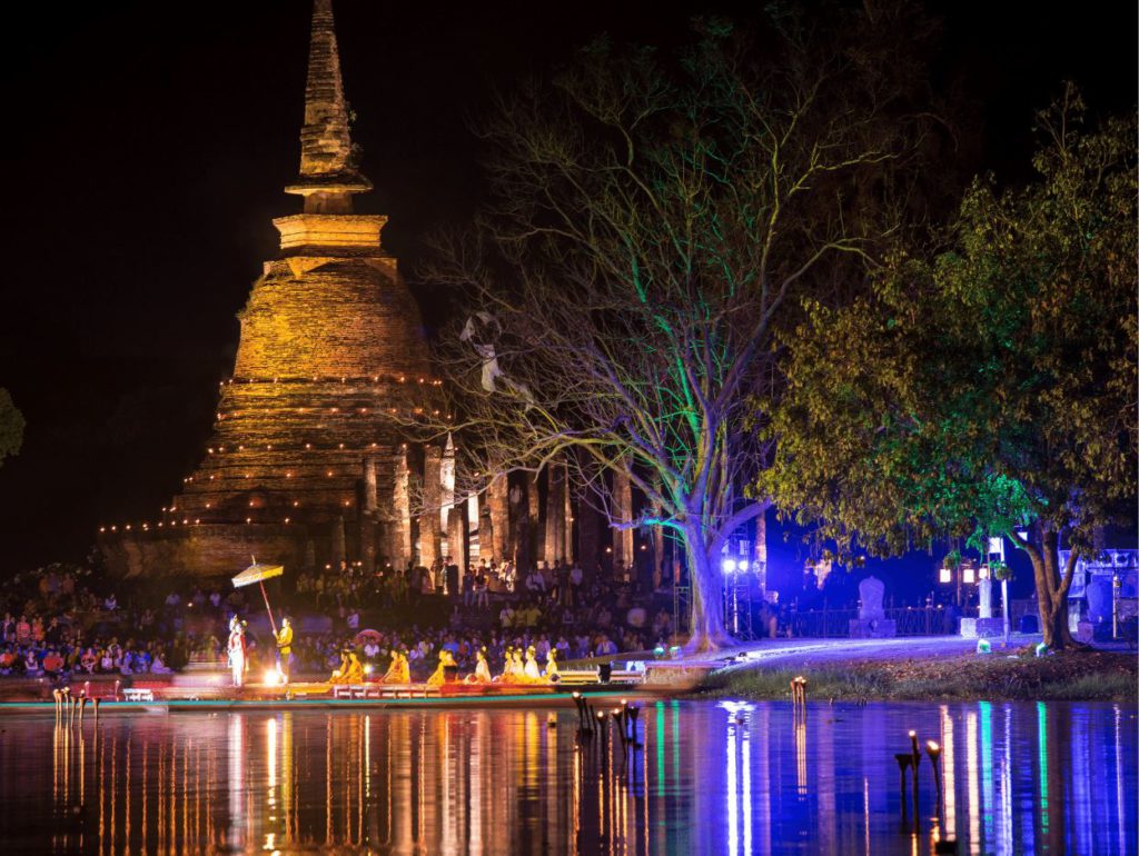 Loi Krathong celebrations in Sukhothai Historical Park