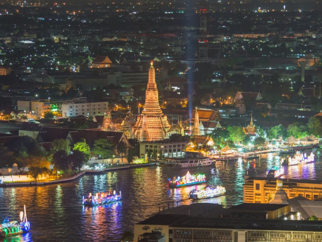 River cruise on Chao Phraya river on Loi Krathong