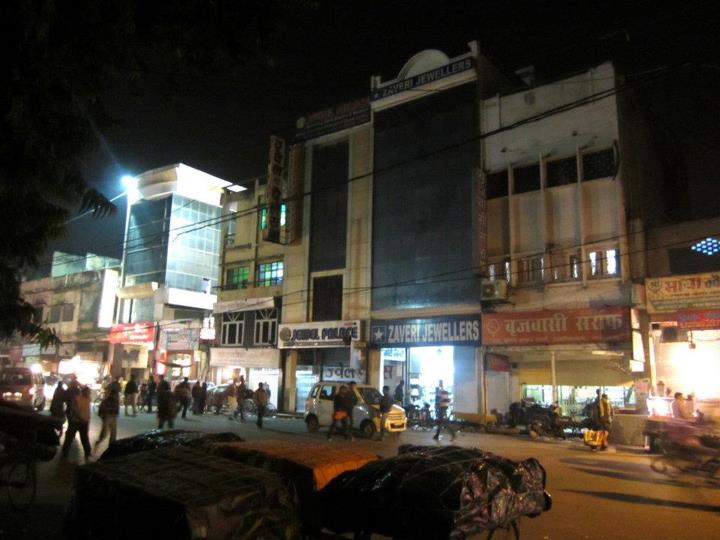 Aminabad Market at night, Lucknow