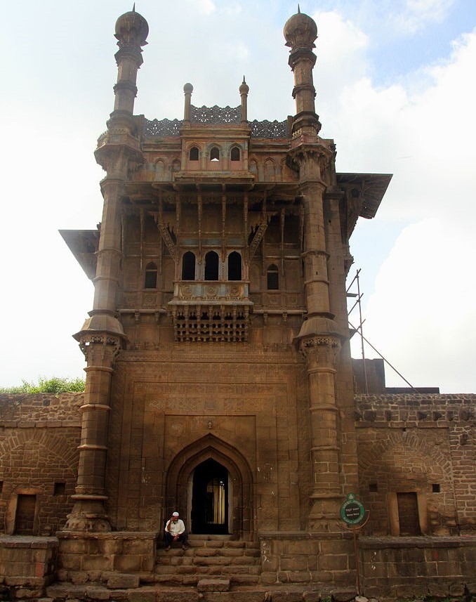 Mehtar Mahal, Bijapur