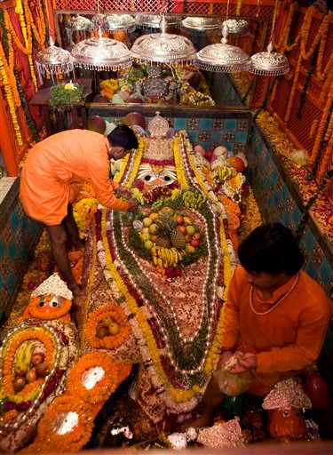 Shri Bade Hanumaan Ji at the Sangam