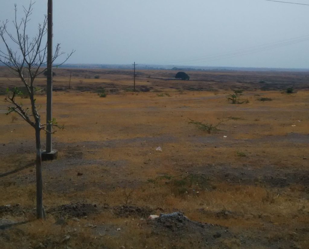 The dry countryside of Bijapur