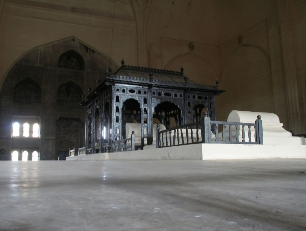 the mausoleum in Gol Gumbaz