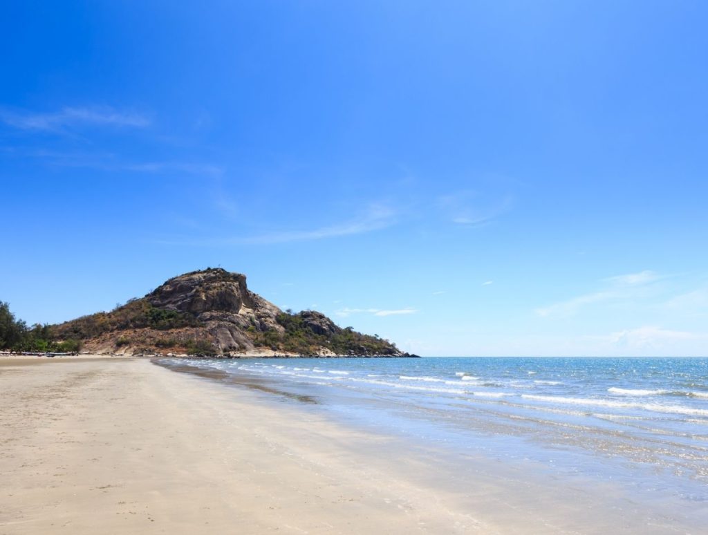 Khao Takiab beach