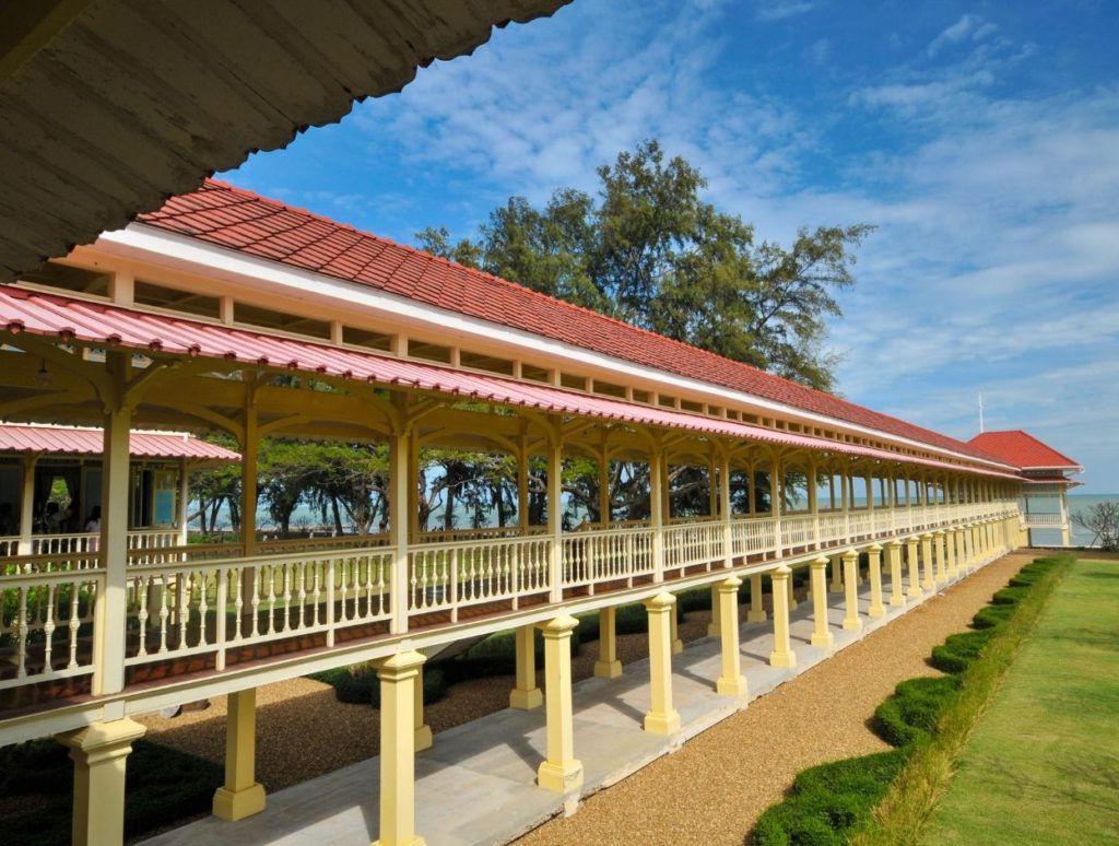 The lobbies of the open air palace