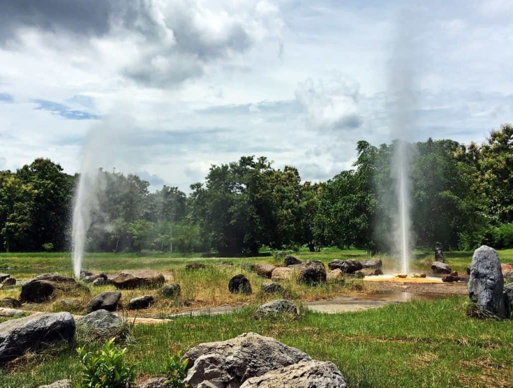 San Kamphaeng Hot Springs