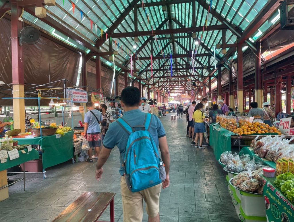 Taling Chan Floating Market