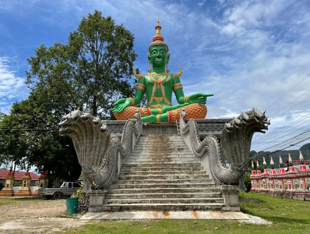A beautiful statue from Thai mythology, Wat Si Sou Mang