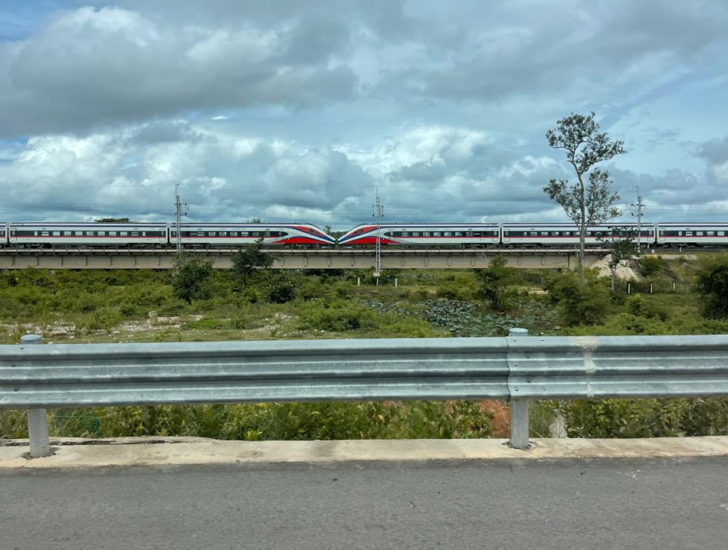 Hi-speed railways inside Laos