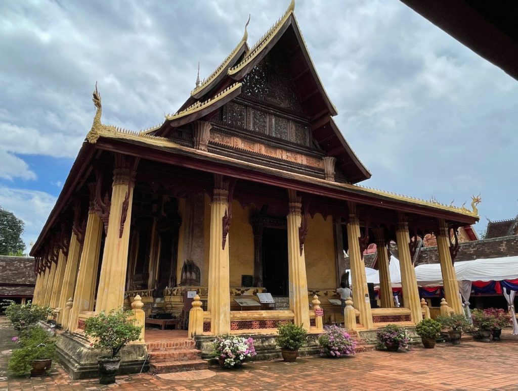 Main temple area of Wat Sisaket