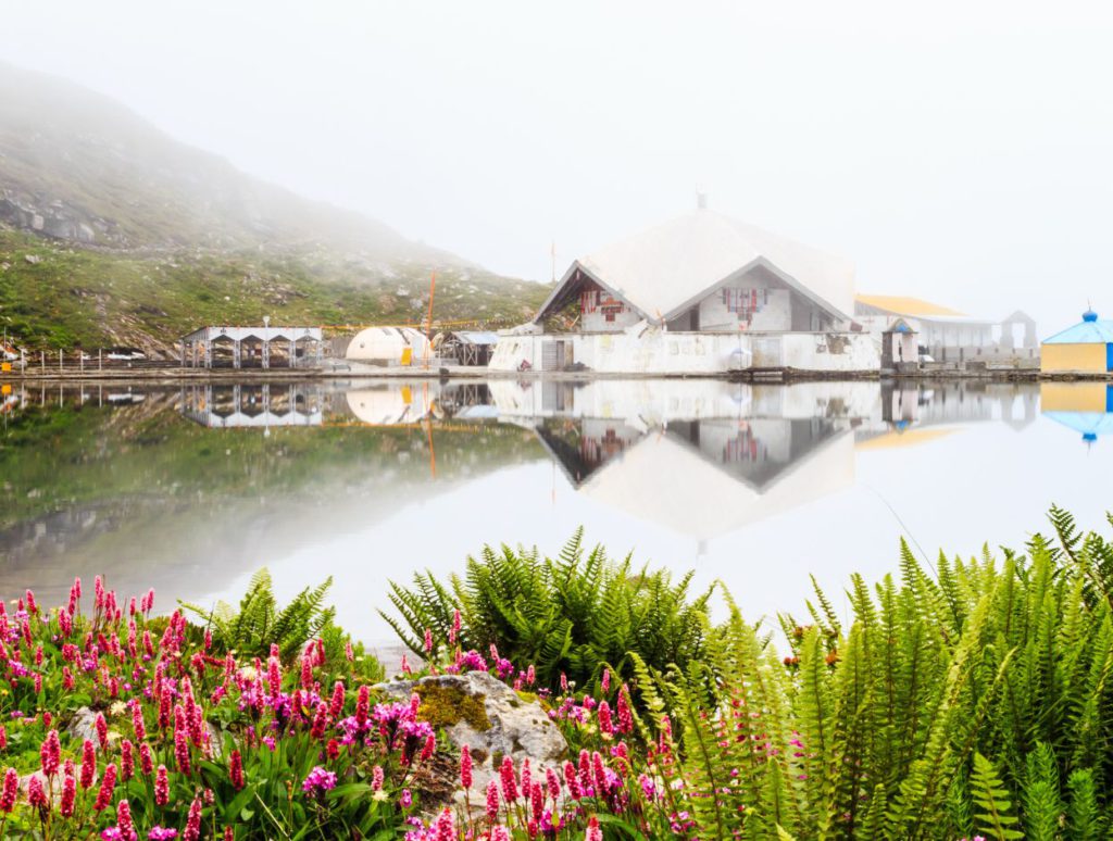 Hamkund Sahib next to Hemkund Lake