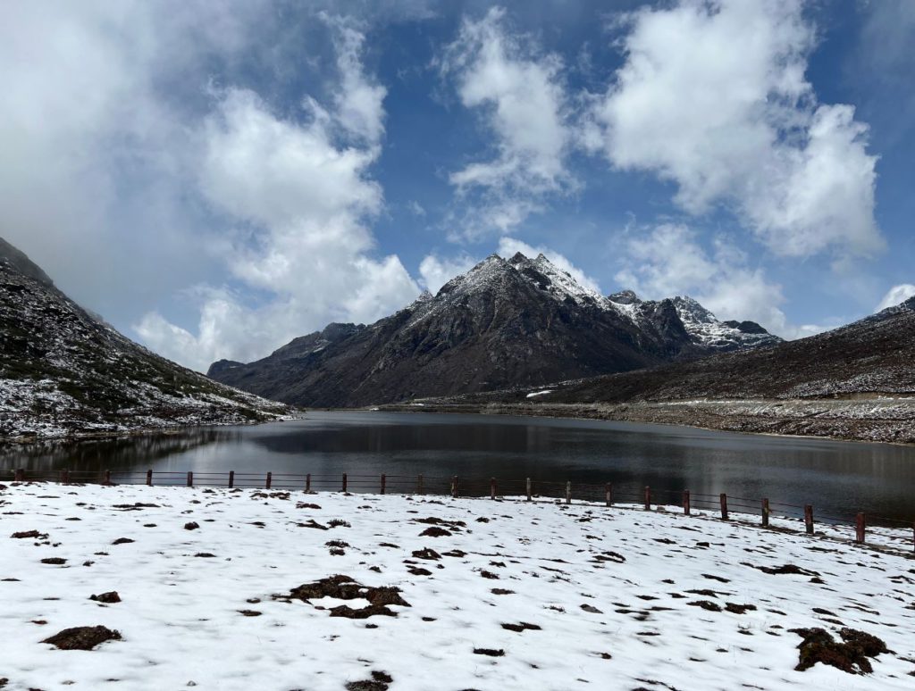 Sela Lake with snow