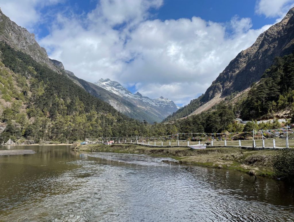 Views from Sangetsar Lake