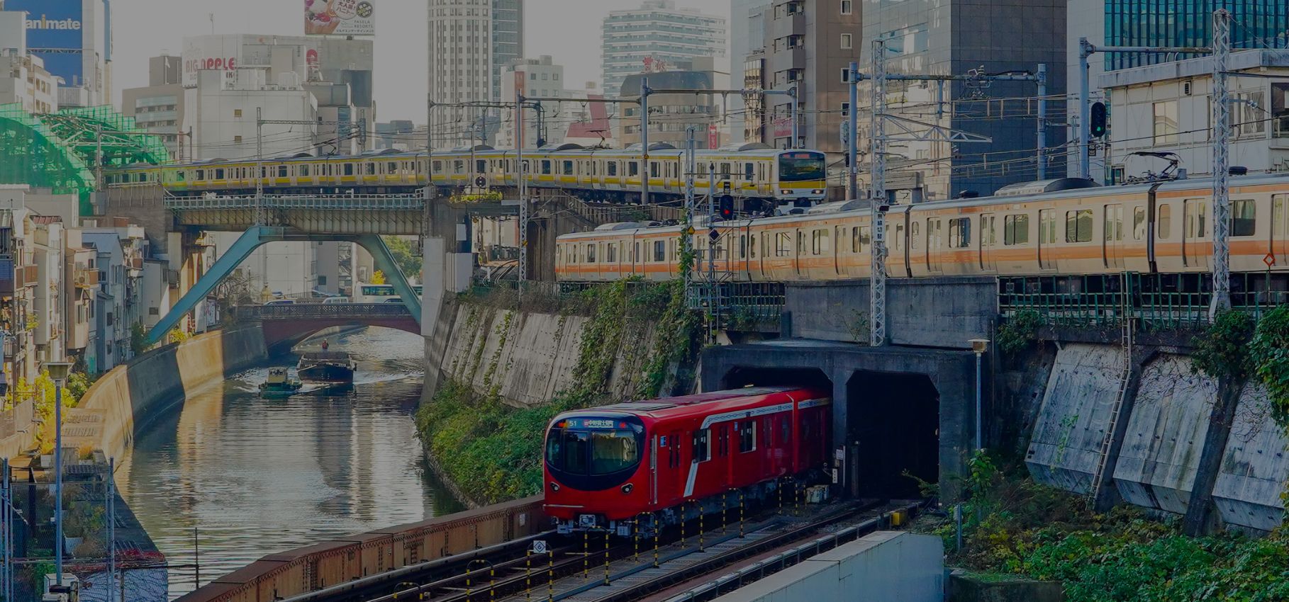 How to travel inside Tokyo using metro. bus and taxi