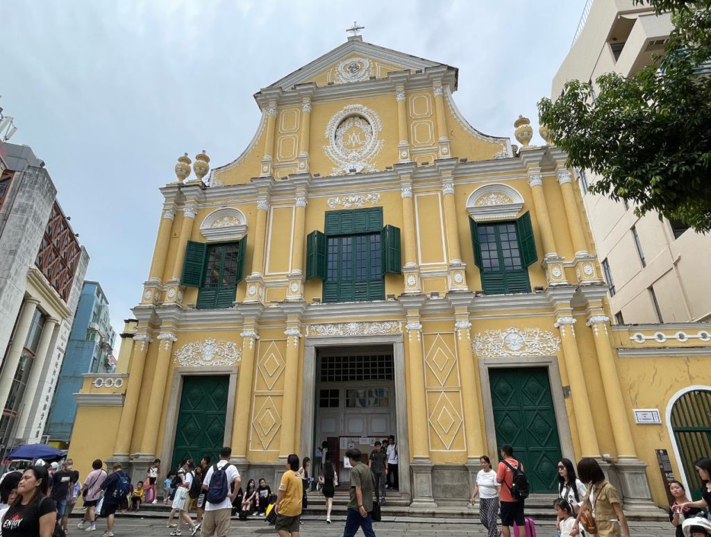 Churches from the Portuguese colonial era