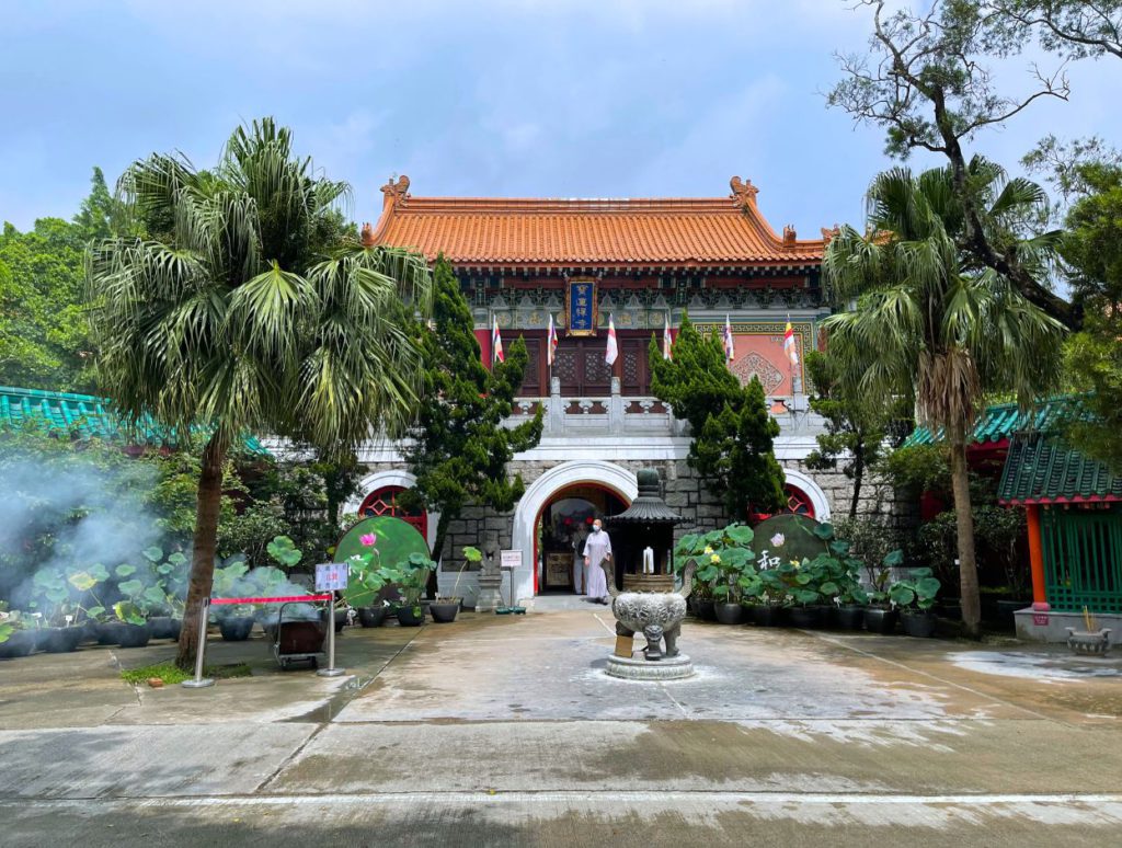 Entrance to Po Lin Monastery
