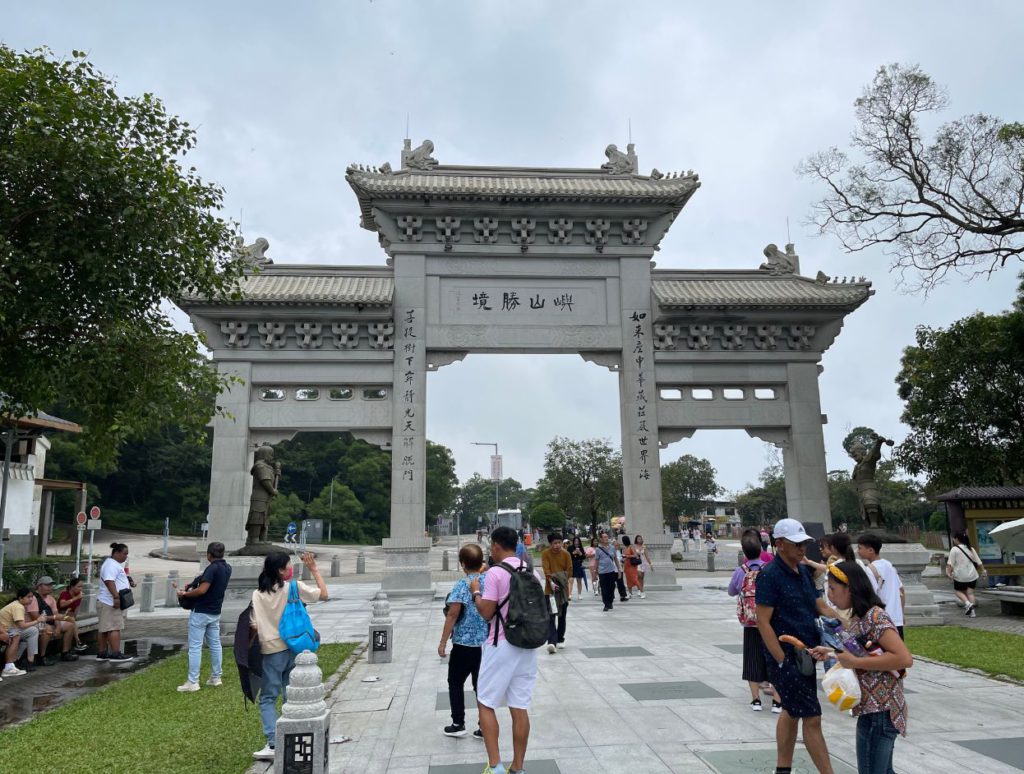 Gate to Big Buddha