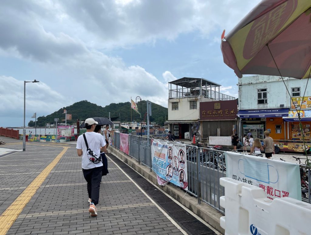 Walking around at Tai O promenade