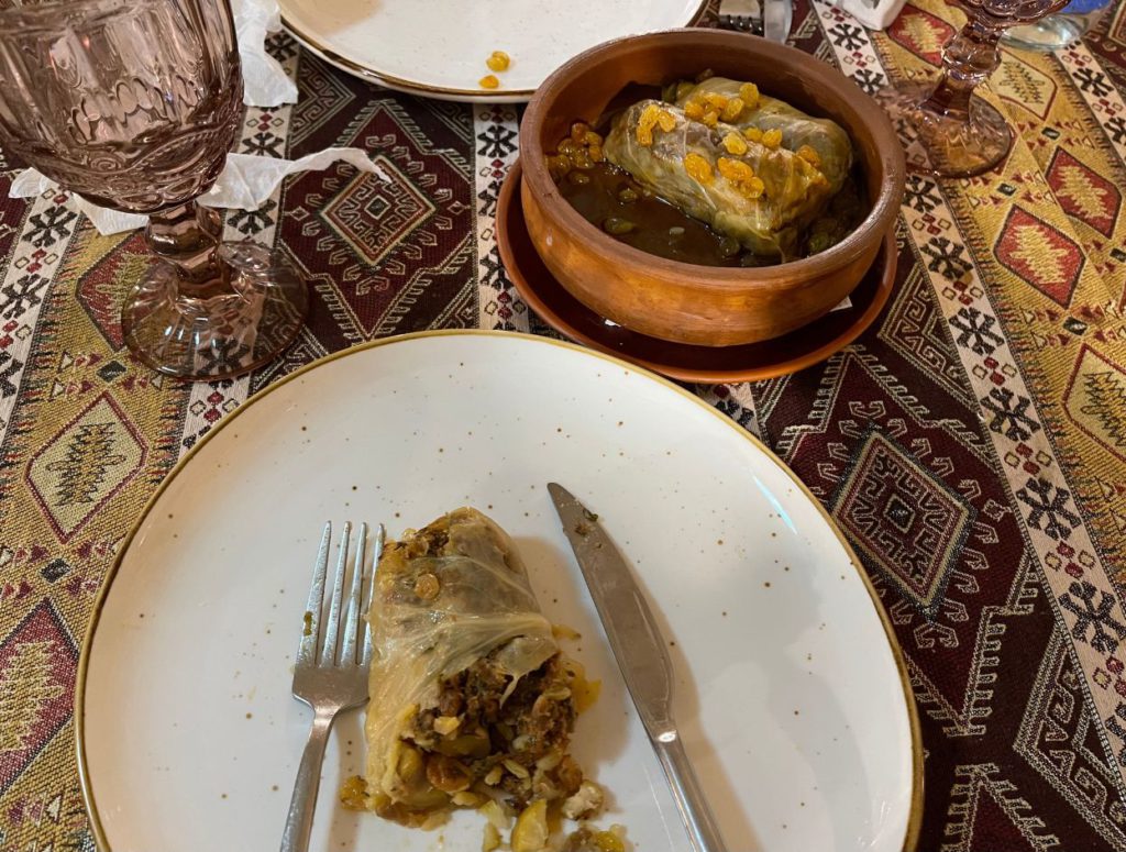 Dolma with meat and raisins