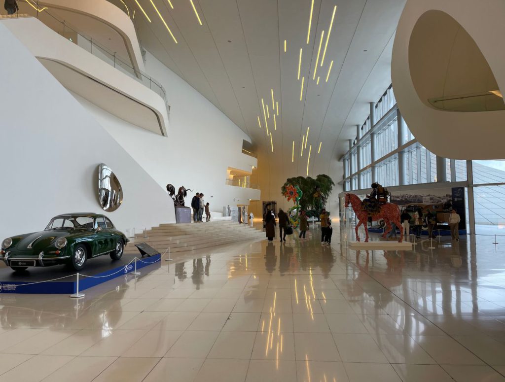 Inside Heydar Aliyev Center